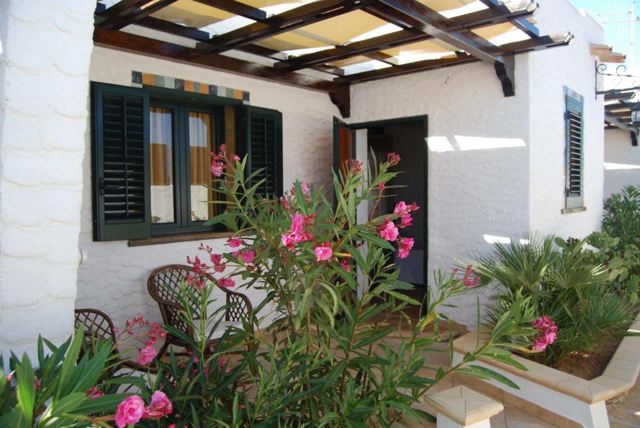 Agriturismo Resort Costa House Lampedusa Bagian luar foto